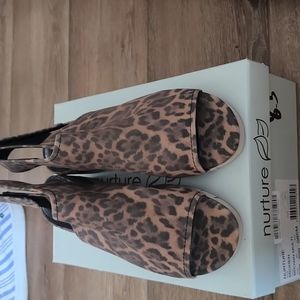 Nurture Michen sandals NEW